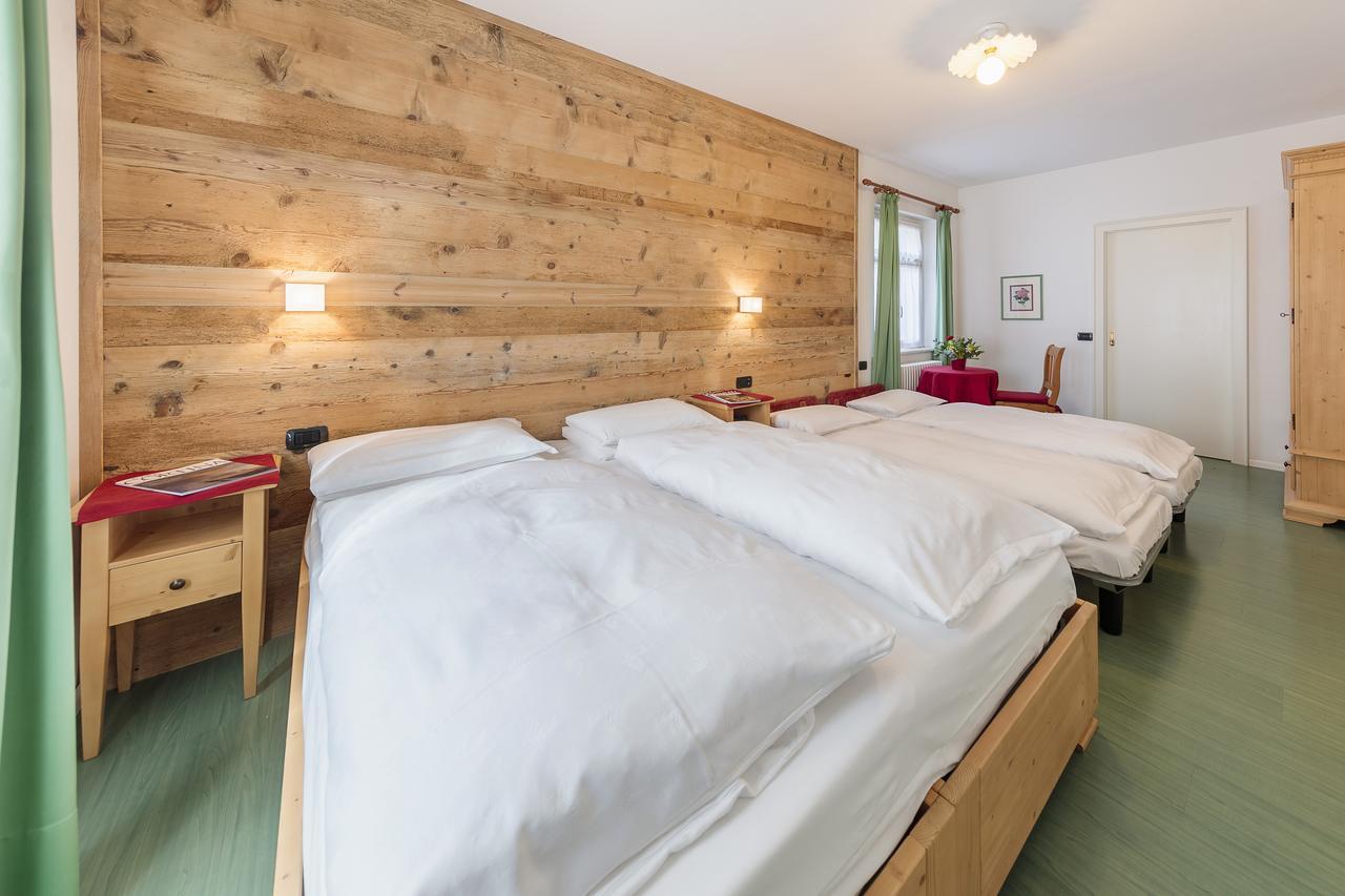 Hotel Oasi Κορτίνα Ντ' Αμπέτσο Εξωτερικό φωτογραφία